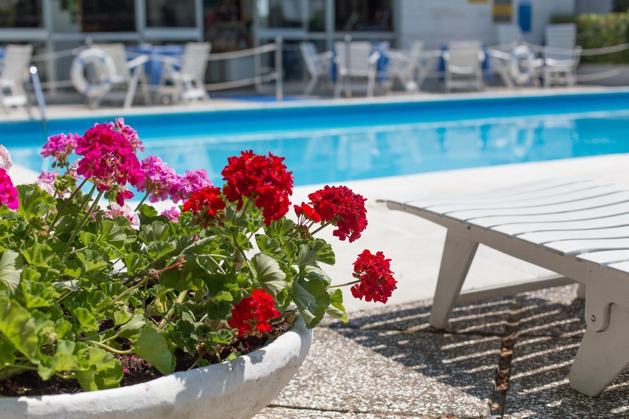 Hotel Gioiello Cesenatico Esterno foto